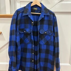 Oshkosh Vintage Blue and Black Plaid Flannel Buttondown 100% cotton